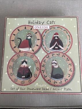 4 Oneida Holiday Cats Stoneware Plates. Winter. Original box and packaging.